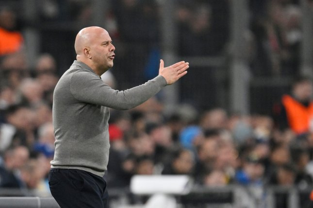 Bek incaran Chelsea yang masuk radar transfer Liverpool pada bursa transfer musim ini