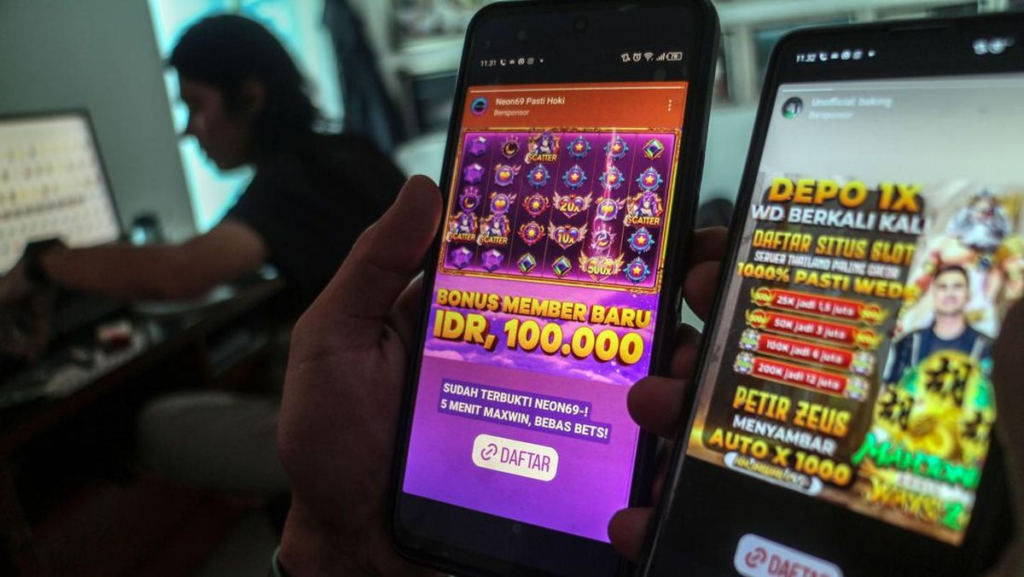 ilustrasi permainan judi dalam game online di smartphone